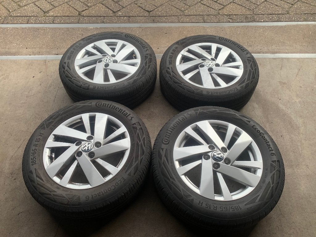ORIGINELE VW POLO IBIZA FABIA VELGEN + BANDEN 185 65 R15, Gebruikt, 15 inch, ., Banden en Velgen