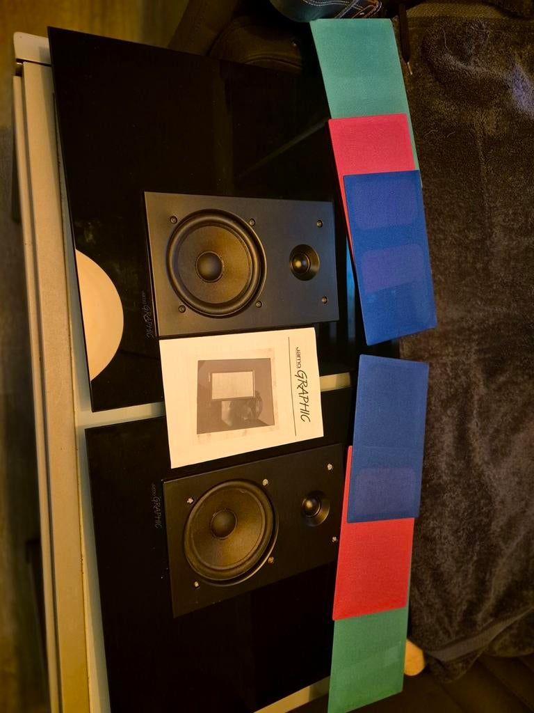 Jamo graphic wandspeakers, Ophalen of Verzenden, Zo goed als nieuw, 60 tot 120 watt, Front, Rear of Stereo speakers