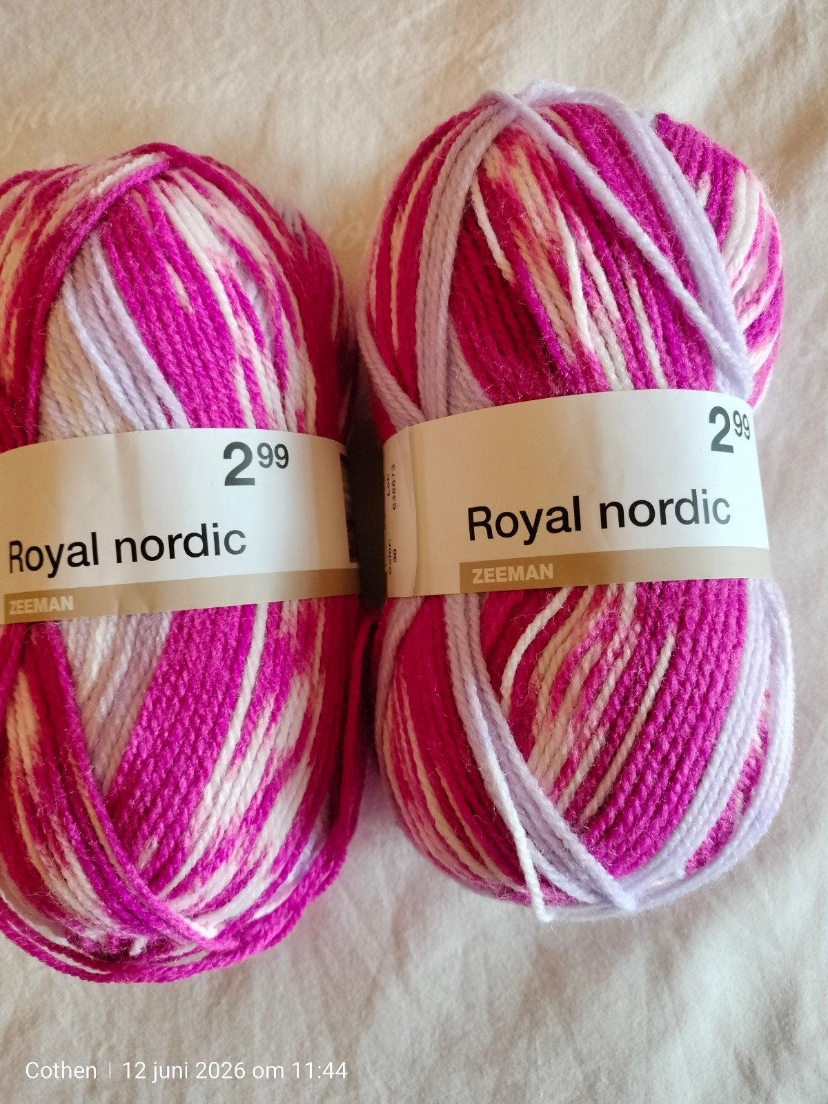 Twee nieuwe bollen Zeeman Royal Nordic garen in een mooie mi, Ophalen of Verzenden