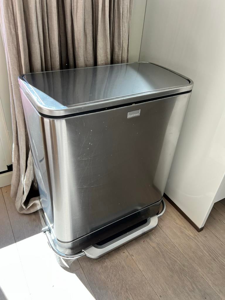 Simplehuman prullenbak met pedaal, 2 vakken, Ophalen, Gebruikt, Met pedaal, 40 liter of meer