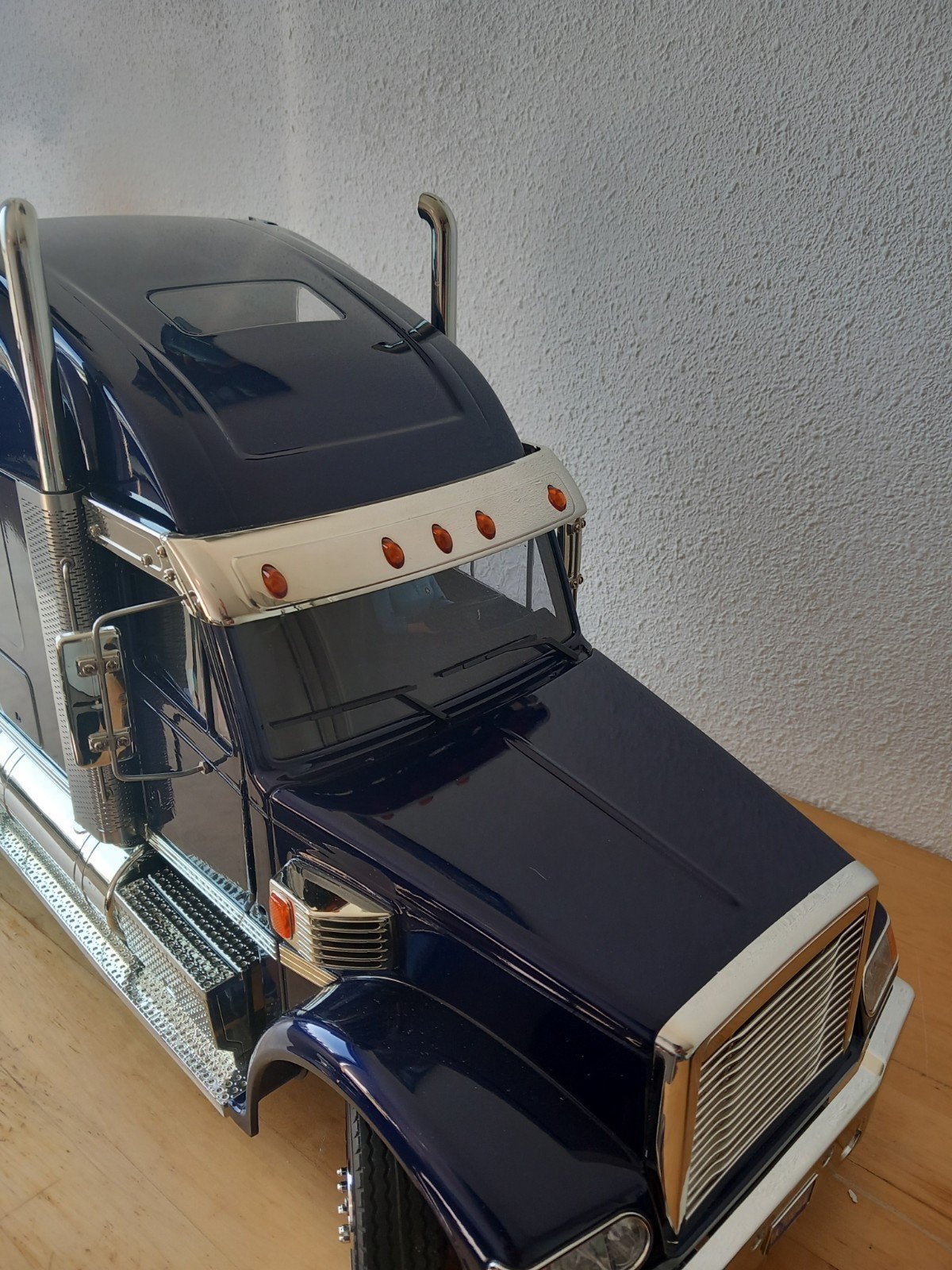 Tamiya knight hauler.  RTR. inruil mogelijk., Ophalen, Zo goed als nieuw, Auto onroad