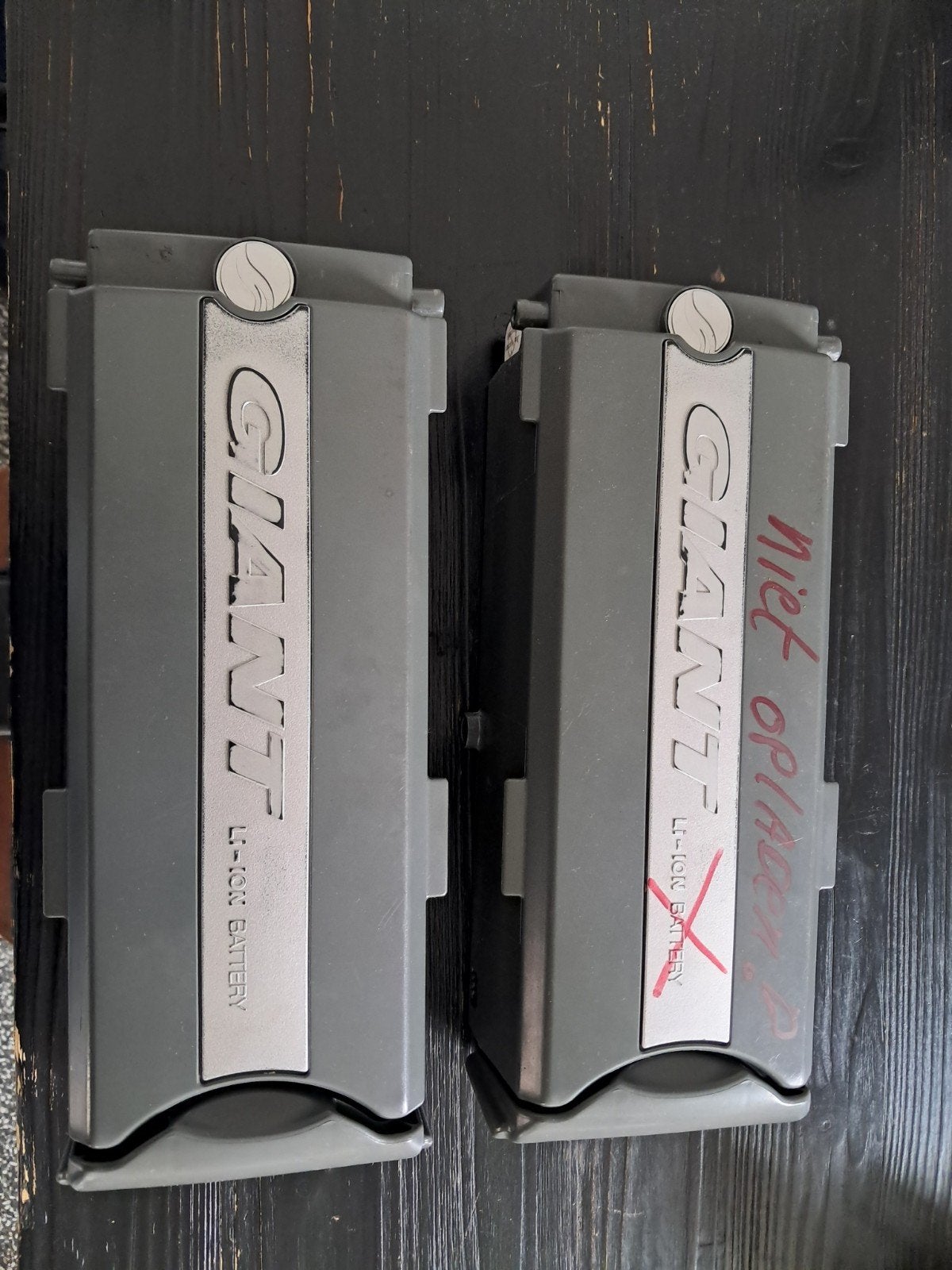 Giant E-bike accu defect (voor onderdelen of reparatie)