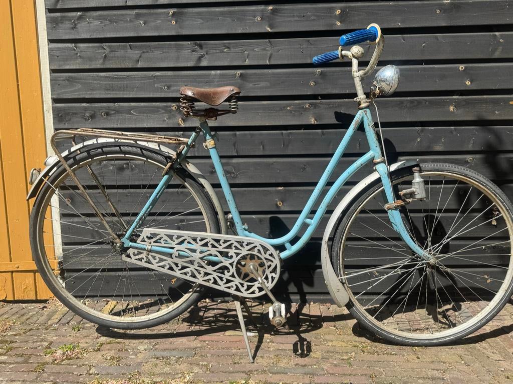 Unieke Vintage Damesfiets uit 1951 - Zweedse Romantiek, Terugtraprem, Gebruikt, 56 cm of meer, Ophalen