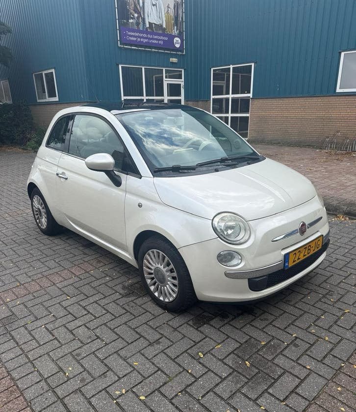 Fiat 500 1.4 Lounge | Sport, Carplay, Pano, APK | Parelmoer, Voorwielaandrijving, Stof, 4 stoelen, 100 pk