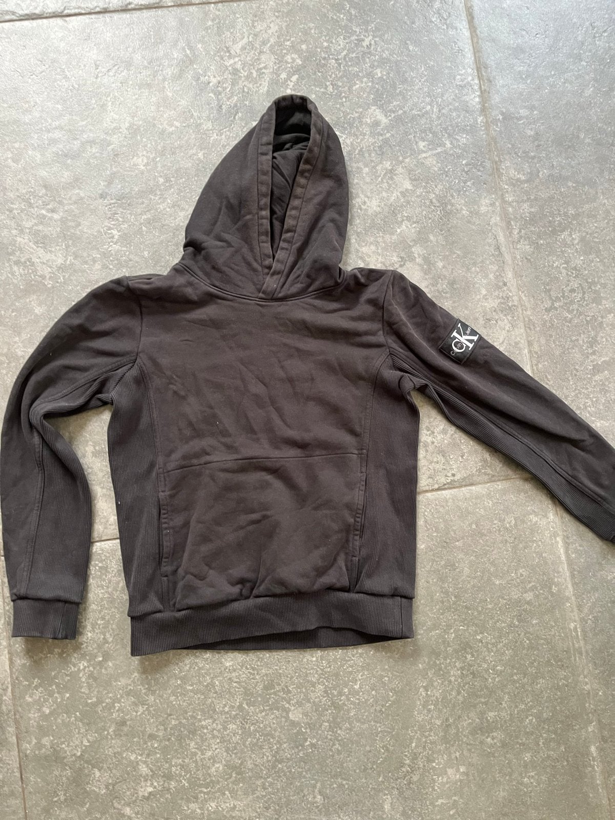 Calvin Klein Jeans hoodie zwart maat 14, Ophalen of Verzenden, Gebruikt, Jongen of Meisje, Trui of Vest