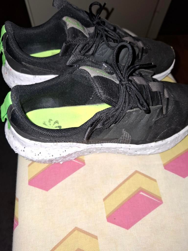 Nike sneakers, Ophalen, Zo goed als nieuw, Schoenen