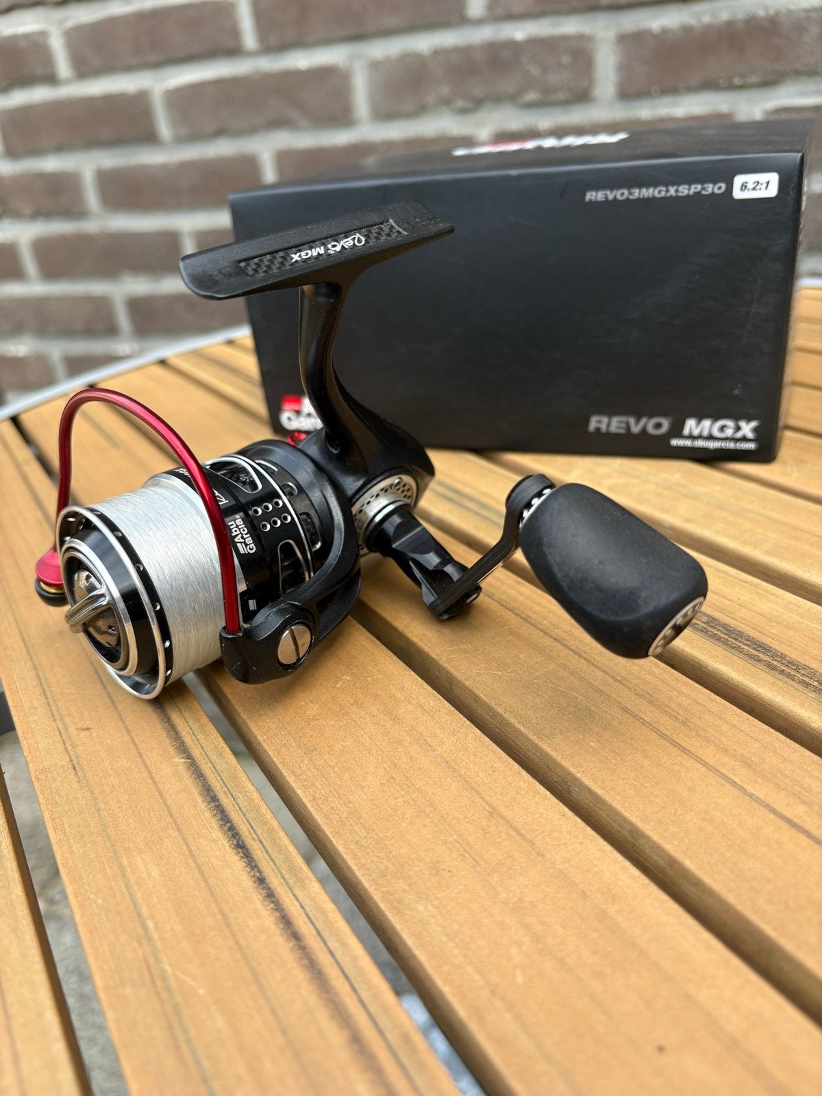 Abu Garcia Revo 3  MGX 30 werpmolen - Zo goed als nieuw, Watersport en Boten, Ophalen of Verzenden, Zo goed als nieuw, Molen