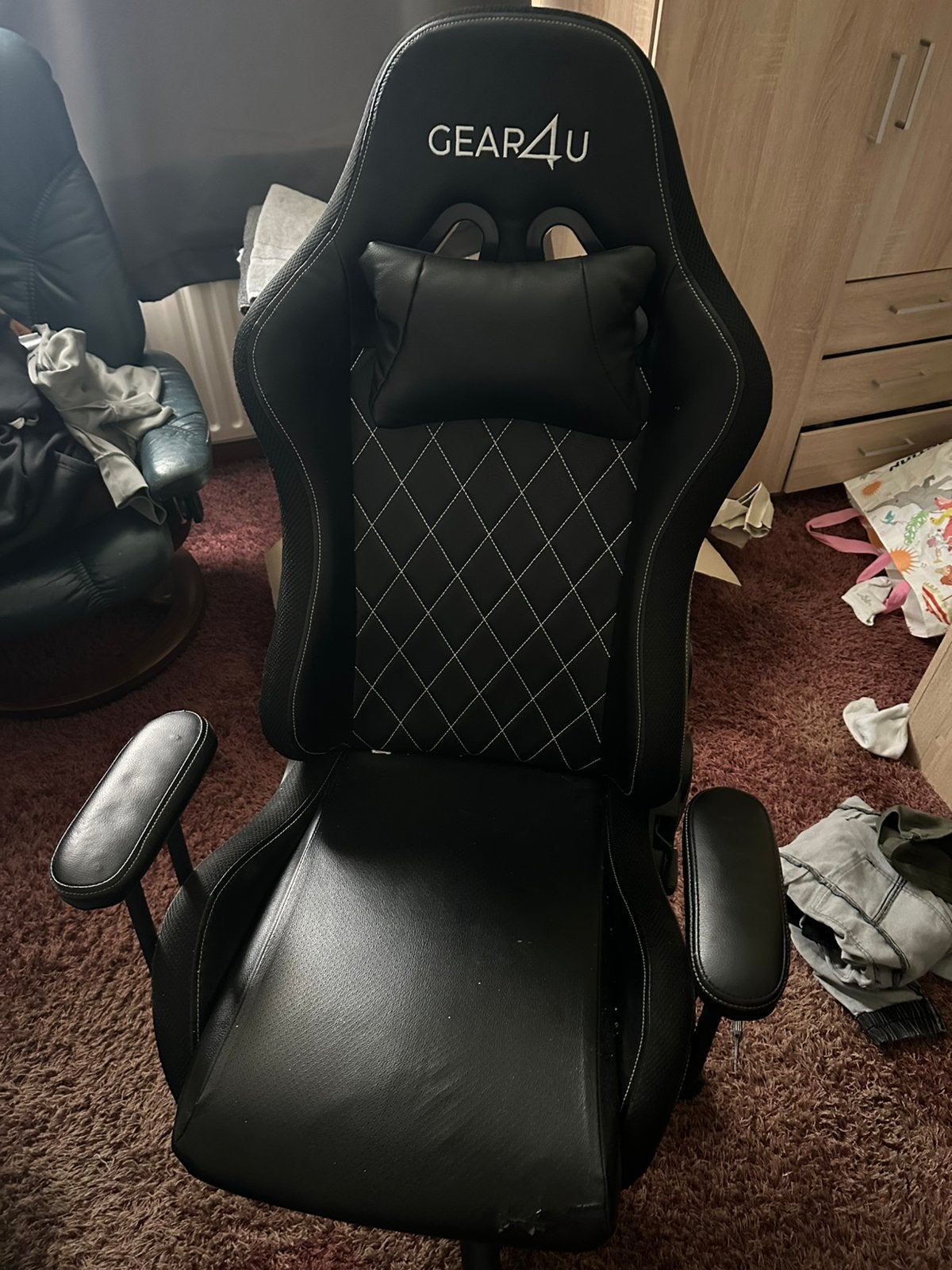 LED Gaming chair, Huis en Inrichting, Ophalen, Zwart