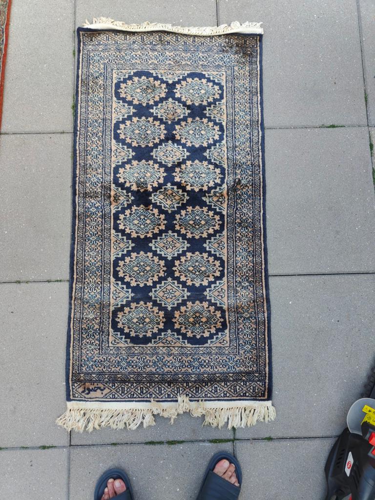 Handgeknoopt Karachi tapijt 125x63 cm, Gebruikt, 100 tot 150 cm, Traditioneel, Oosters, Karachi, Groen