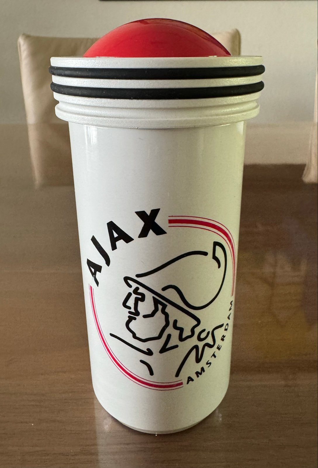 Mooie AJAX drinkbeker met draaideksel - Zo goed als nieuw, Ophalen of Verzenden, Zo goed als nieuw