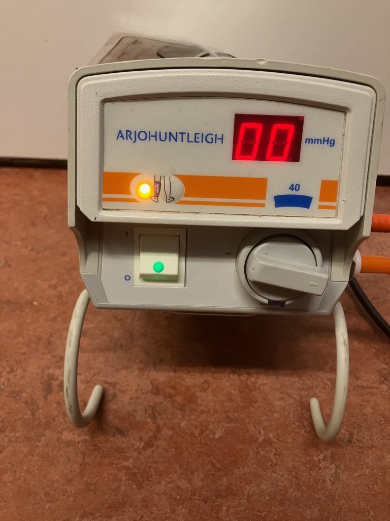 Prophylactische pomp voor beenmassage, Diversen, Niet ingevuld, Gebruikt, Niet ingevuld, Ophalen of Verzenden