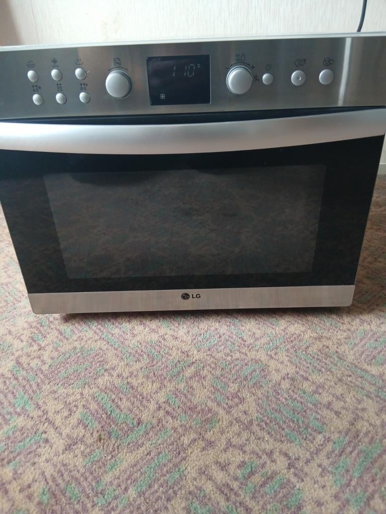 LG Magnetron MC8088HL, Ophalen of Verzenden, Zo goed als nieuw, Minder dan 45 cm