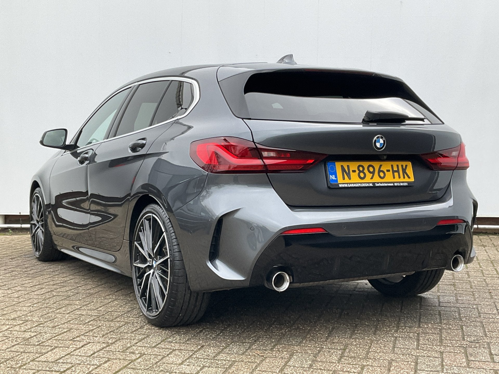BMW 1-serie 120i M-Sport Automaat Pano.dak Leer Stoel/Stuurv, Auto's, 730 kg, Gebruikt, Euro 6, 4 cilinders