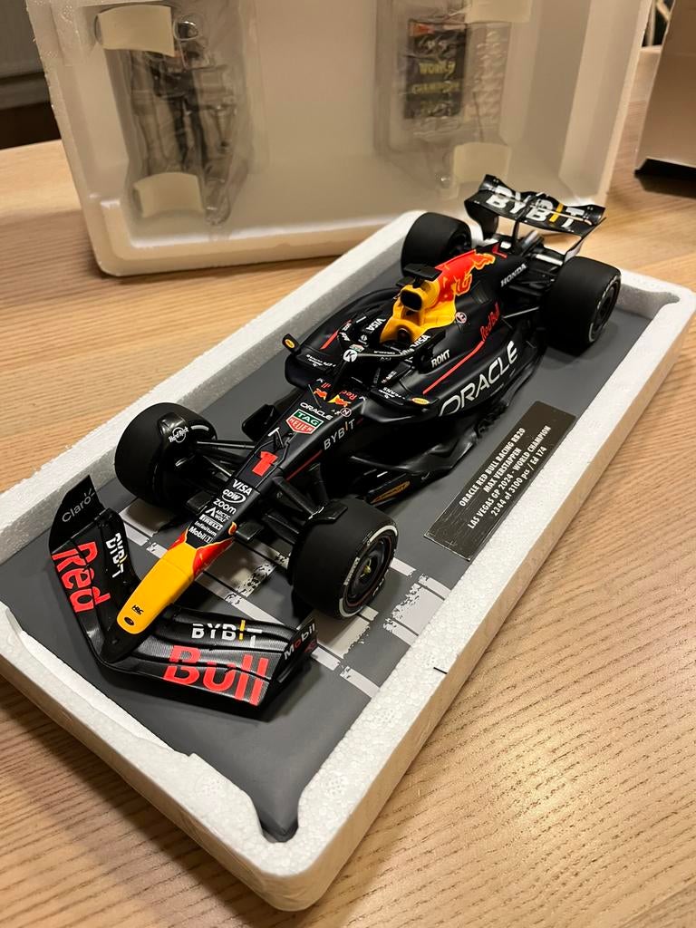 MAX VERSTAPPEN 1:18 WORLD CHAMPION 2024 LAS VEGAS REDBULL F1, Verzenden, Nieuw, Formule 1