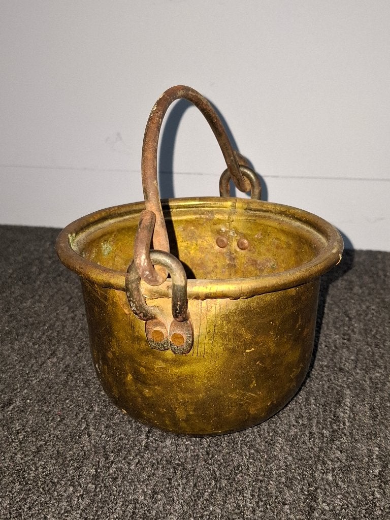 Klein koperen potje, Ophalen, Koper