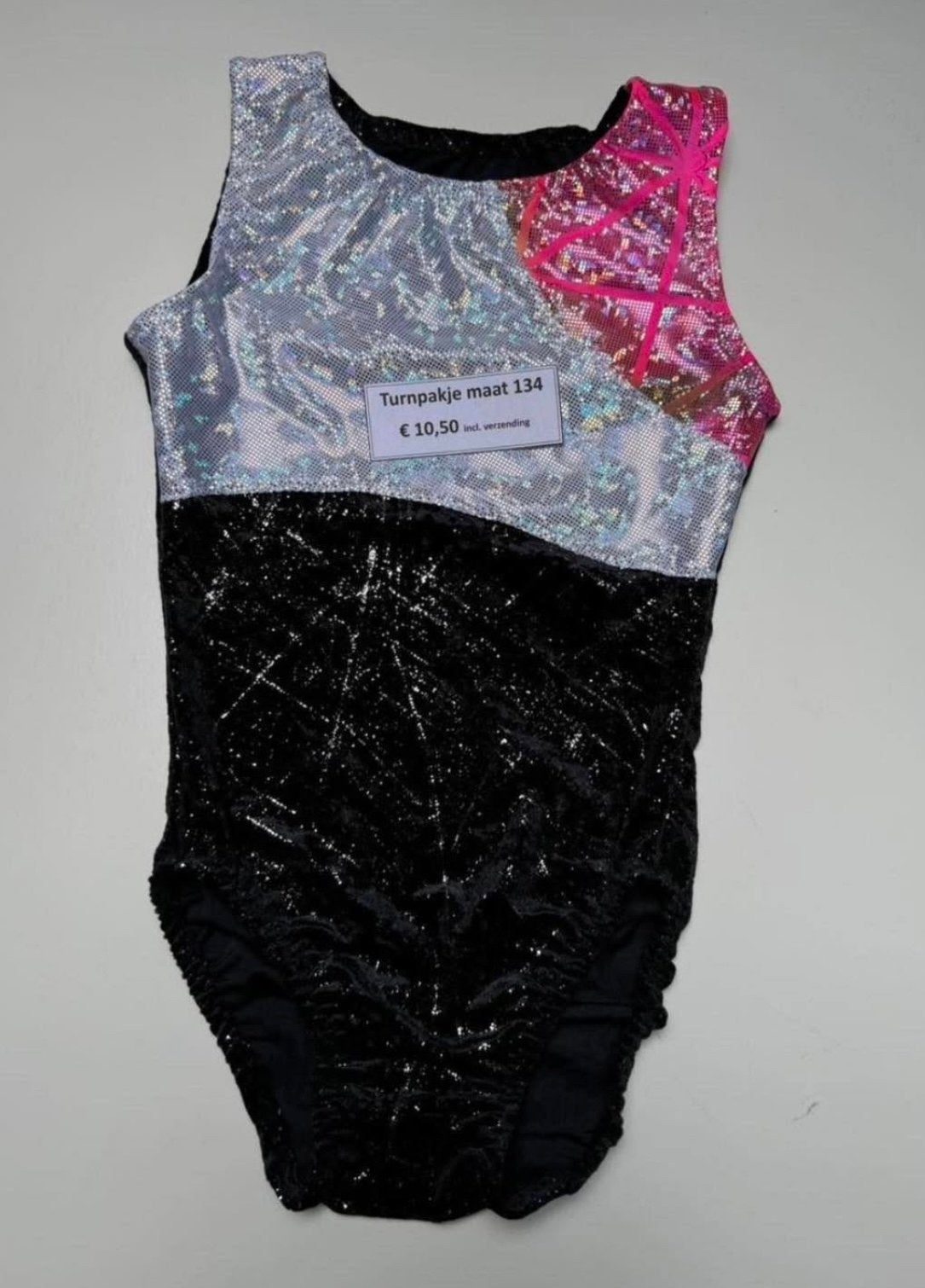 Turnpakje maat 134 - Zilver, zwart, roze met glitters, Kindermaat 122 t/m 140, Ophalen of Verzenden, Nieuw, Turnpak(je)