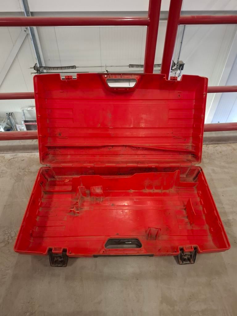 Hilti Gereedschapskoffer - Leeg, Rood, Doe-het-zelf en Verbouw, Ophalen of Verzenden, Gebruikt