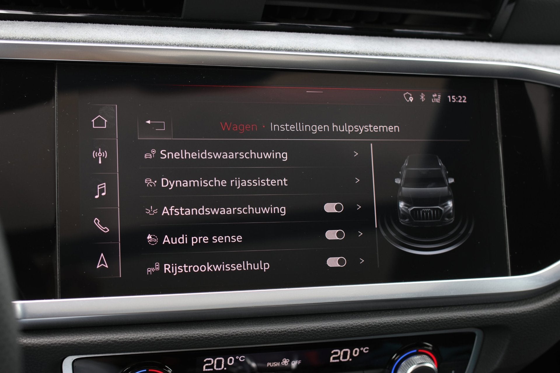 Foto 55 van Audi Q3 40 TFSI Quattro S-Line *Pano*360 Camera*Keyless*Trek