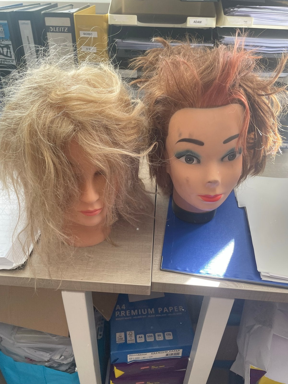 2 kappers hoofden te koop blond en bruin, Ophalen of Verzenden