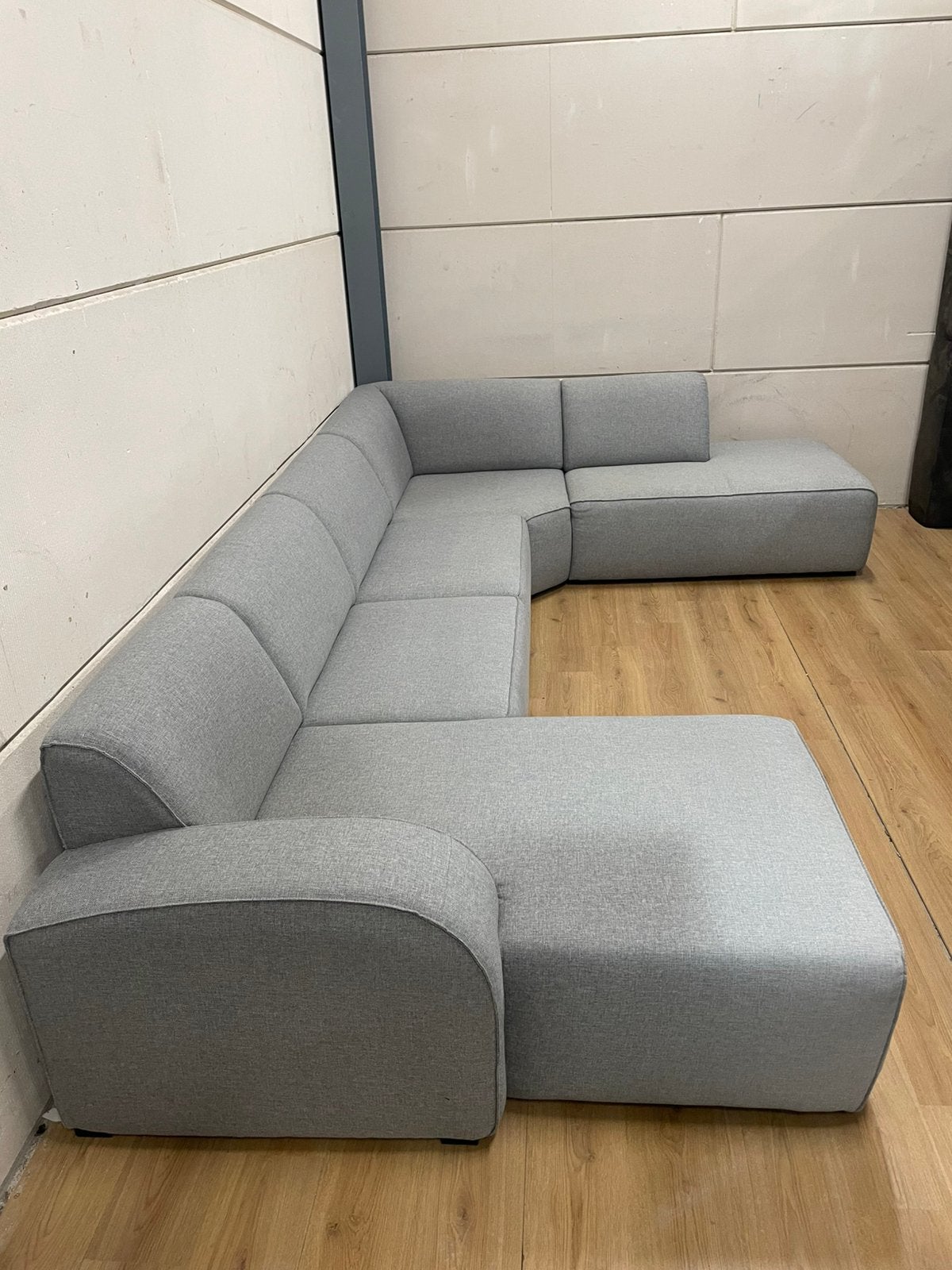 Mooie luxe grote licht grijze u bank - GEREINIGD!!!, Huis en Inrichting, Ophalen, Luxe, Hoekbank, 300 cm of meer