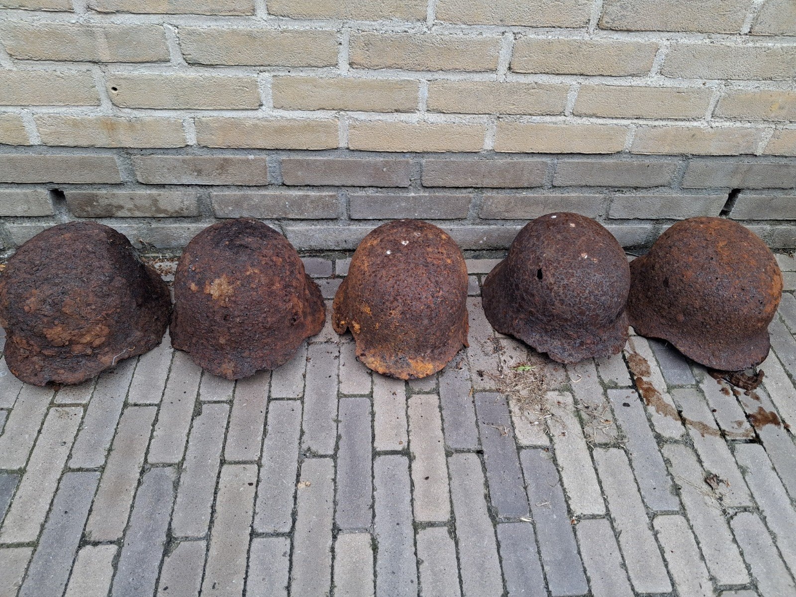 5x Duitse helm M40 M42 bovo liefst in 1 koop, ., Ophalen of Verzenden, Duitsland, .