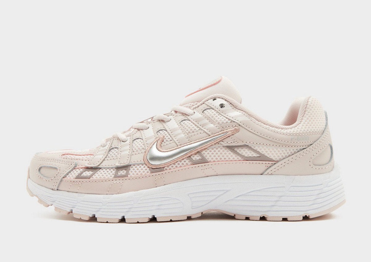 Licht roze p6000 Nike, Kleding | Dames, Ophalen, Roze, Sneakers of Gympen, Zo goed als nieuw