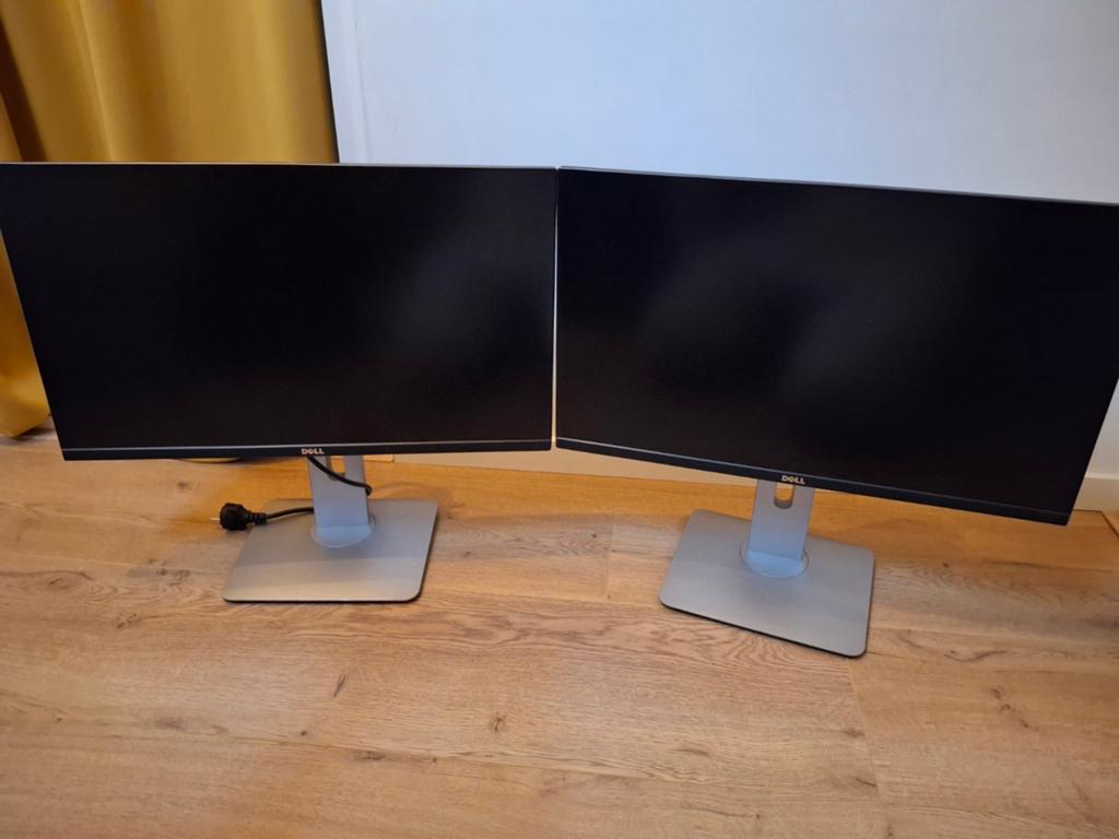 2x Dell UltraSharp U2415, Computers en Software, Monitoren, Ophalen, In hoogte verstelbaar, Full HD, Dell