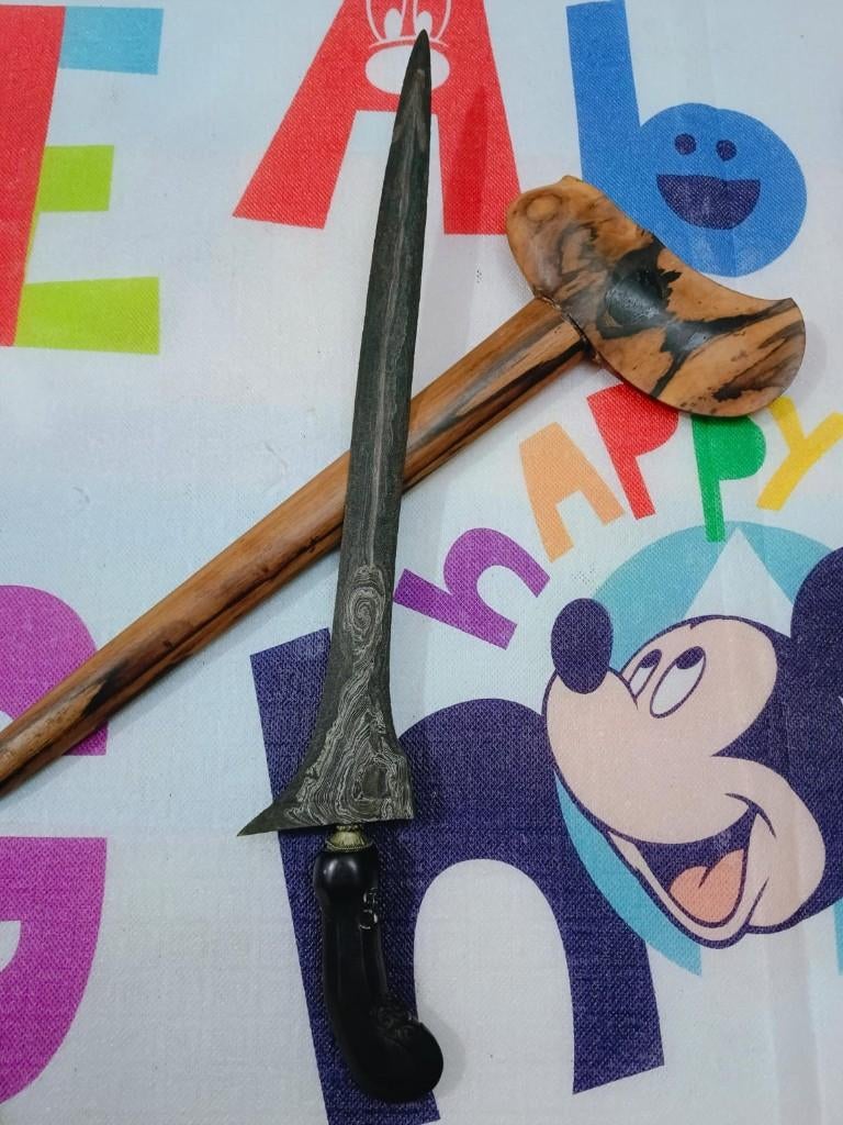 Antieke Kris Tilam Upih Satrio Pinayungan Timohohout SUX80, Verzenden