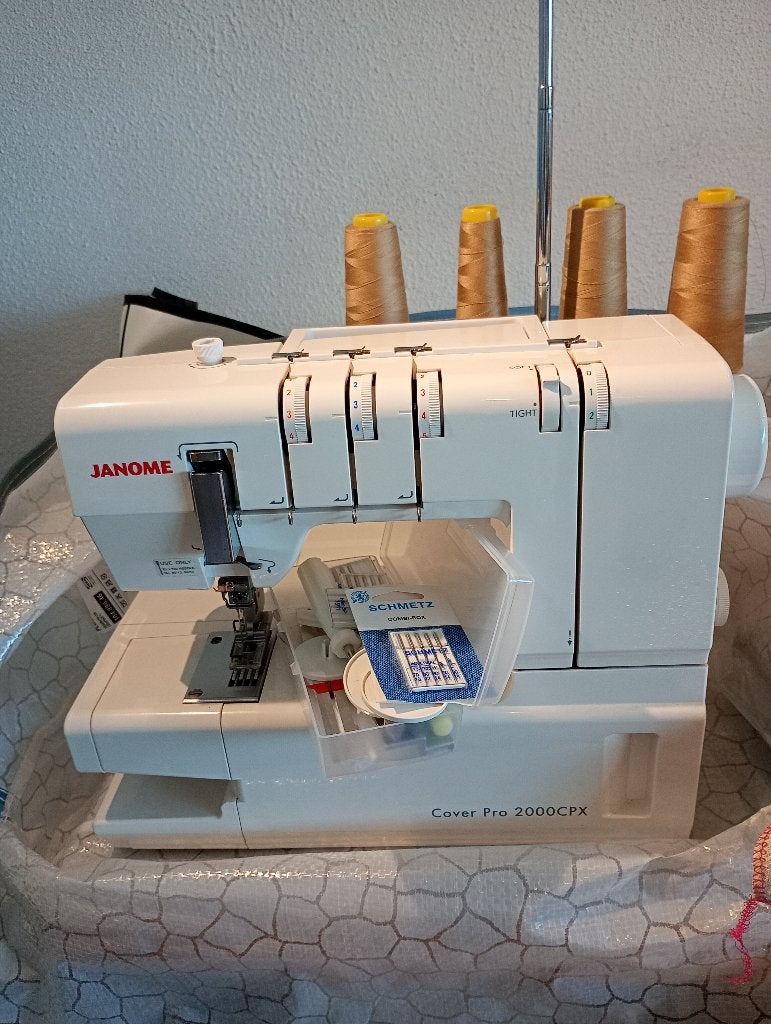 JANOME  COVERLOCKNAAIMACHINE, Ophalen, Zo goed als nieuw, Lockmachine, Janome