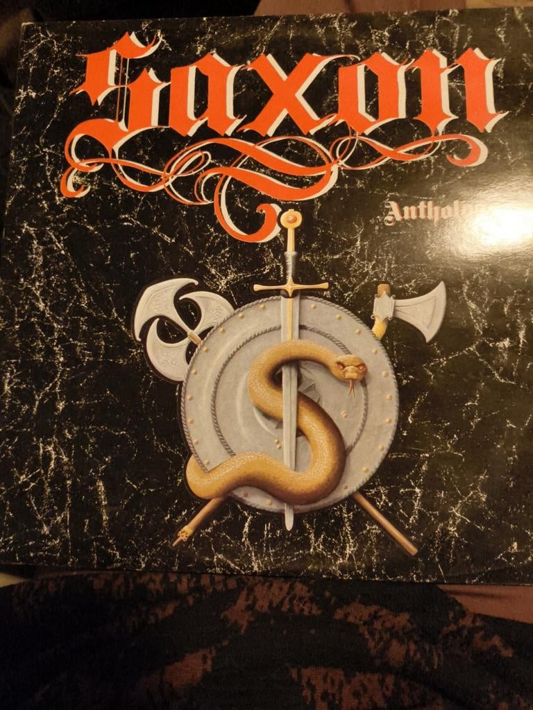 Saxon Anthology LP, Ophalen