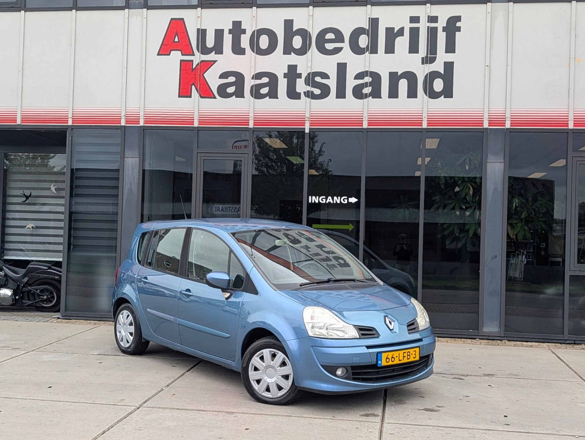 Renault Grand Modus 1.6-16V Dynamique - Automaat - Airco -, Auto's, Stof, Gebruikt, Zwart, Origineel Nederlands
