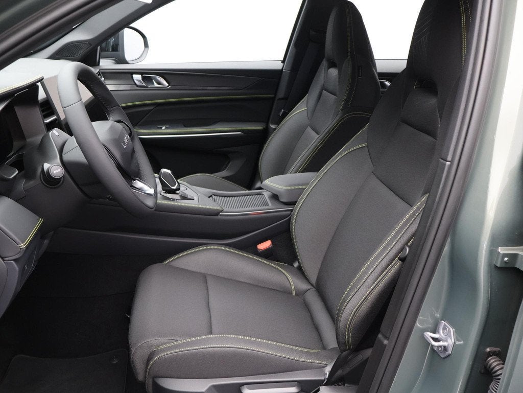Lynk & Co 01 1.5 Core VOORRAADACTIE! € 43145.- VOOR € 36, Automatische klimaatregeling, Euro 6, 4 cilinders, Alcantara