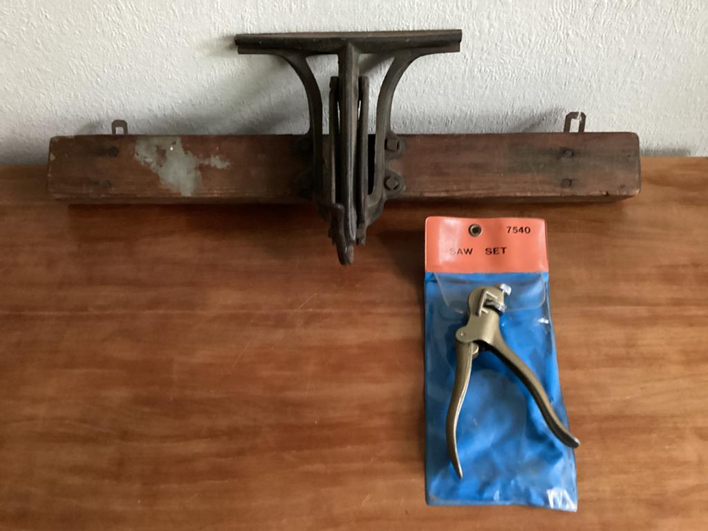 Antieke zaagklem met zettang, Ophalen of Verzenden