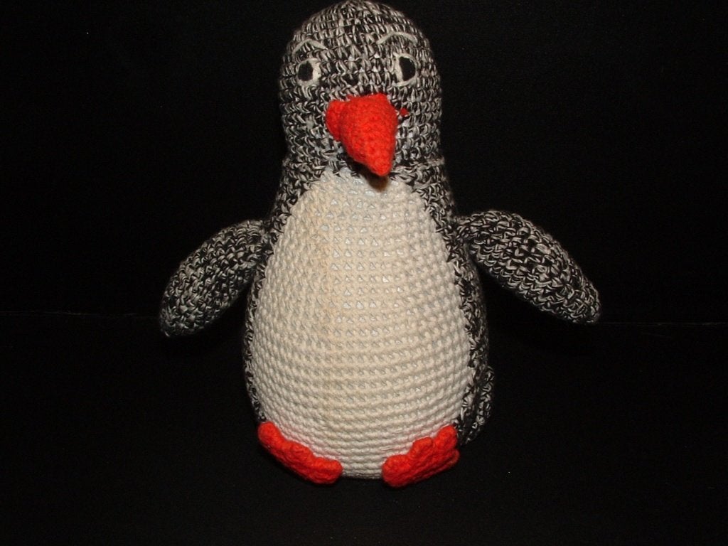 ANNE CLAIRE PETIT PINGUIN VOGEL GEBREID/ GEHAAKT, Ophalen of Verzenden, Nieuw, Overige typen