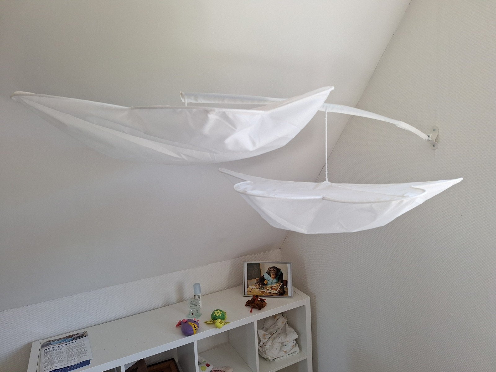 Ikea Himmelsk bewegend hemeltje voor boven kinderbedje, Ophalen, Zo goed als nieuw, Jongen of Meisje