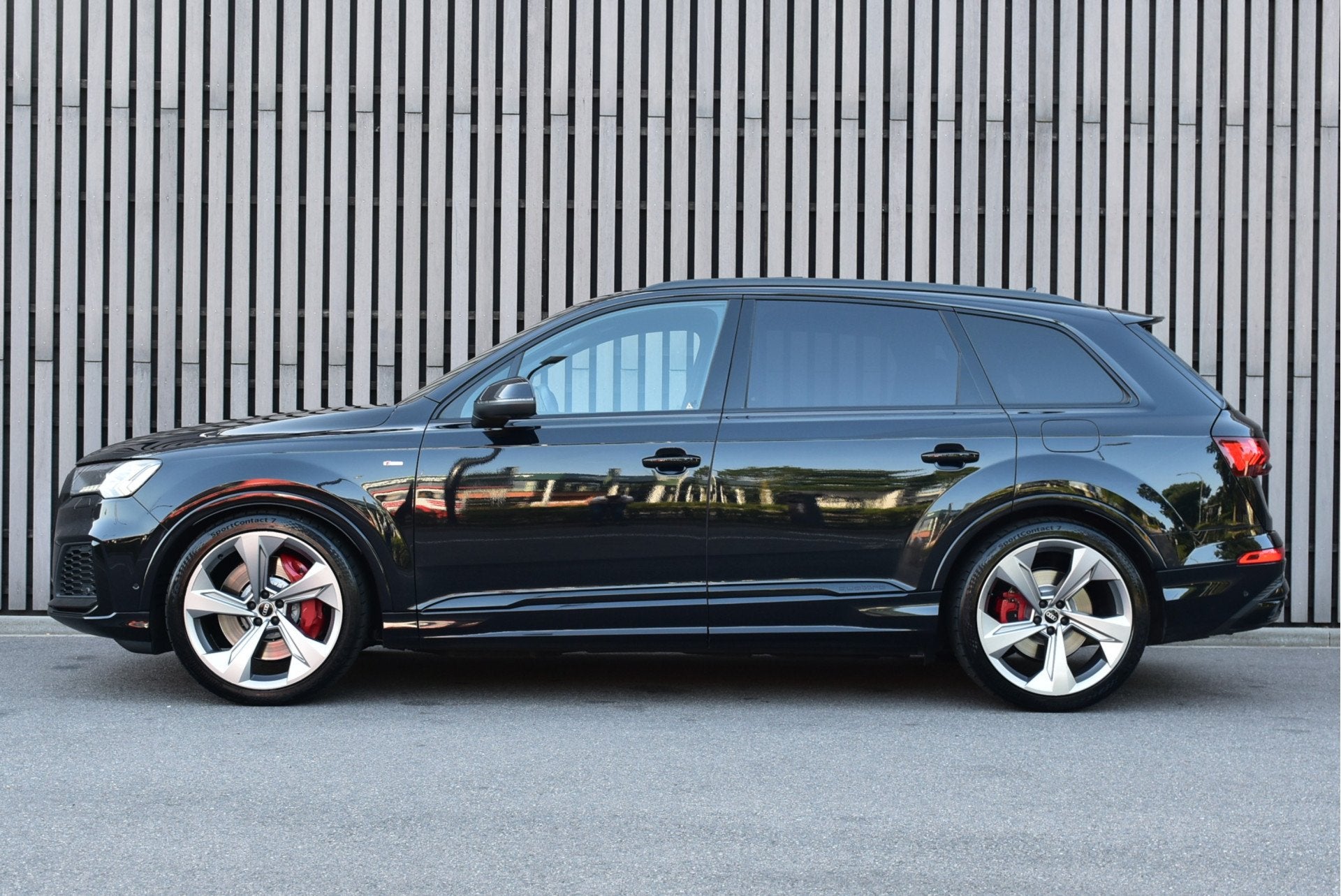 Audi Q7 60 TFSI e Quattro Competition Pano Luchtvering Trekh, Automaat, Euro 6, 2995 cc, Zwart