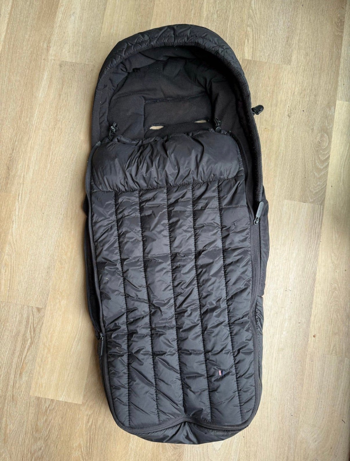 Dubatti voetenzak zwart, Kinderen en Baby's, Kinderwagens en Combinaties, Ophalen of Verzenden, Zo goed als nieuw, Combiwagen