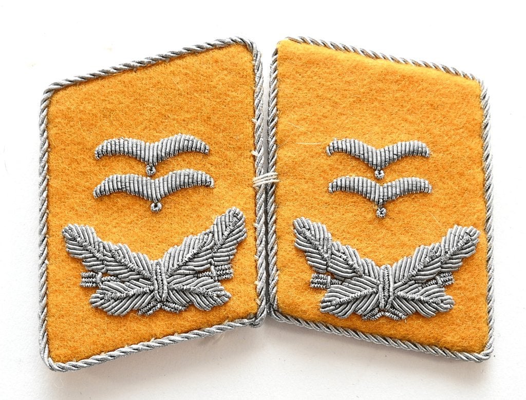 Mint Luftwaffe Flieger Oberleutnant Kraagspiegels, Verzamelen, Verzenden, Luchtmacht, Duitsland, Embleem of Badge