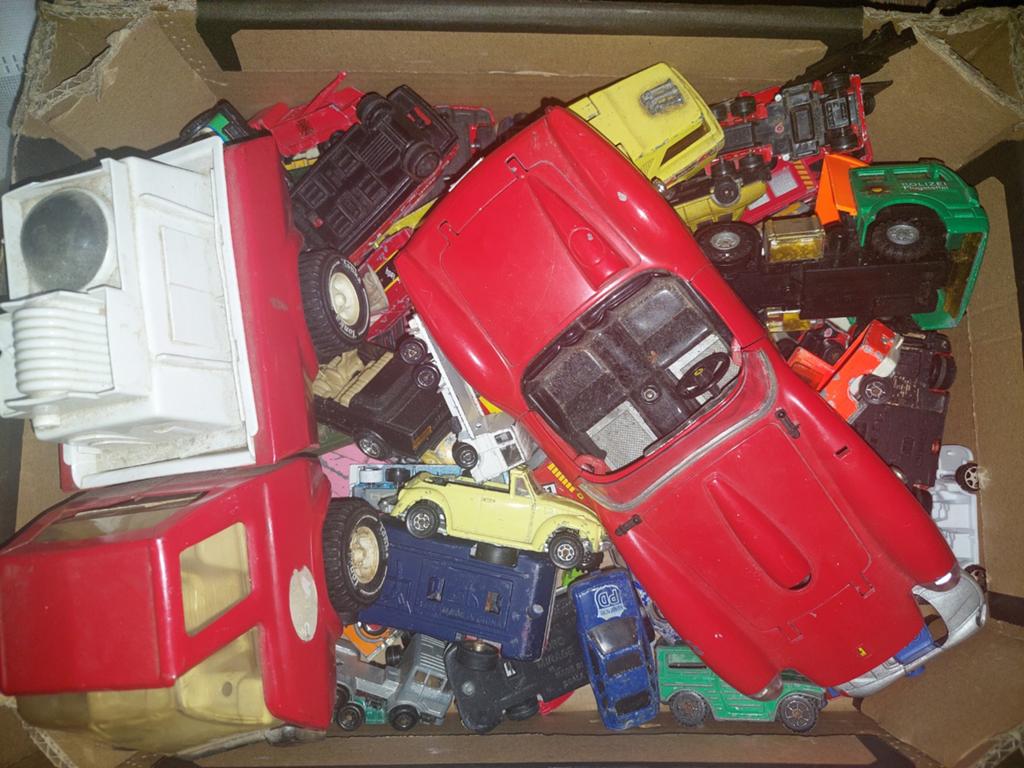 Doos vol Vintage retro auto's, Kinderen en Baby's, Speelgoed | Speelgoedvoertuigen, Ophalen of Verzenden, Gebruikt