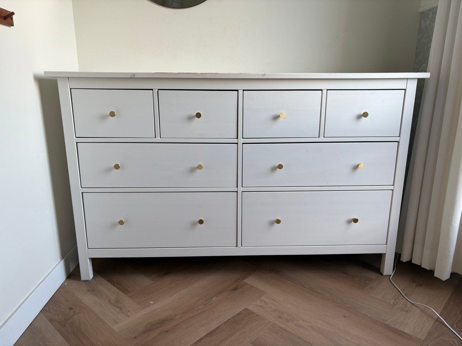 IKEA Hemnes ladekast wit gebeitst met matgouden knoppen, Ophalen, Gebruikt, 5 laden of meer, 150 tot 200 cm