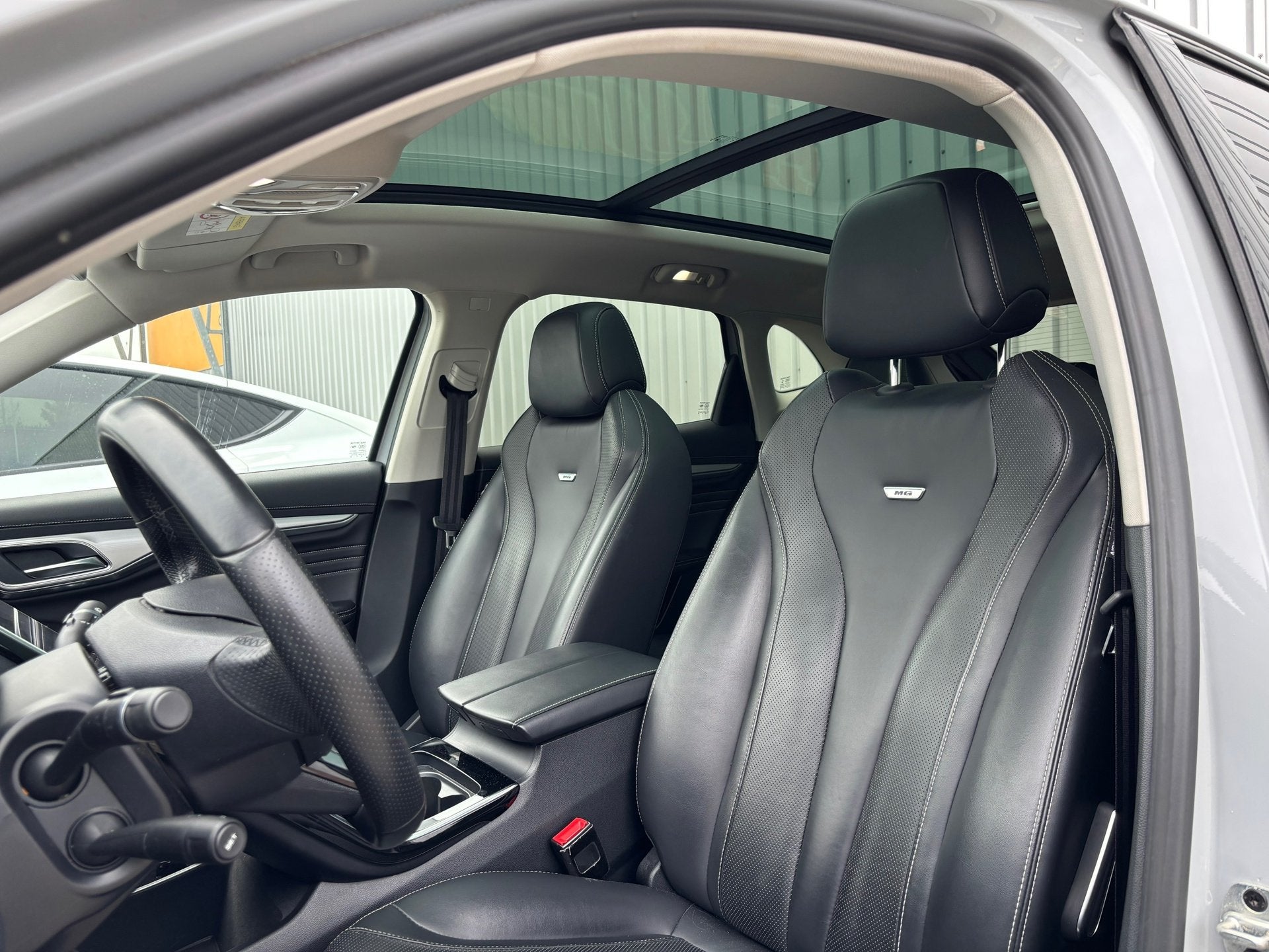 MG Marvel R Luxury 70 kWh - Pearl White/Zwart Leder - Carpla, Auto's, Automaat, Gebruikt, SUV of Terreinwagen, Te koop