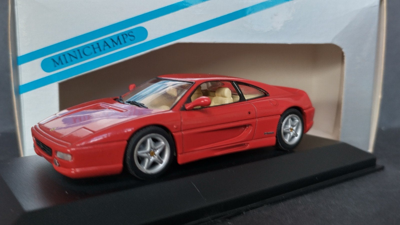 Ferrari F355 1:43 Minichamps Pol, Hobby en Vrije tijd, Modelauto's | 1:43, Auto, Verzenden, ., Pauls Model Art