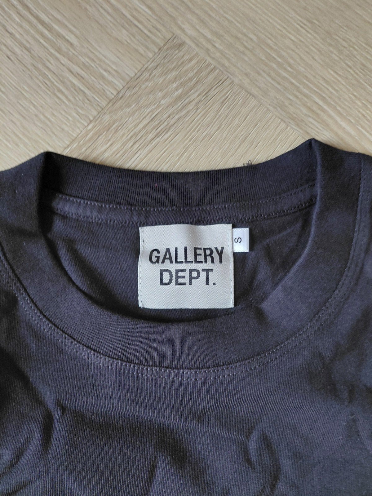 Gallery Dept. T-shirt - Donkerblauw met logo, Kleding | Heren, T-shirts, Verzenden, Zwart, Nieuw, Gallery Dept.