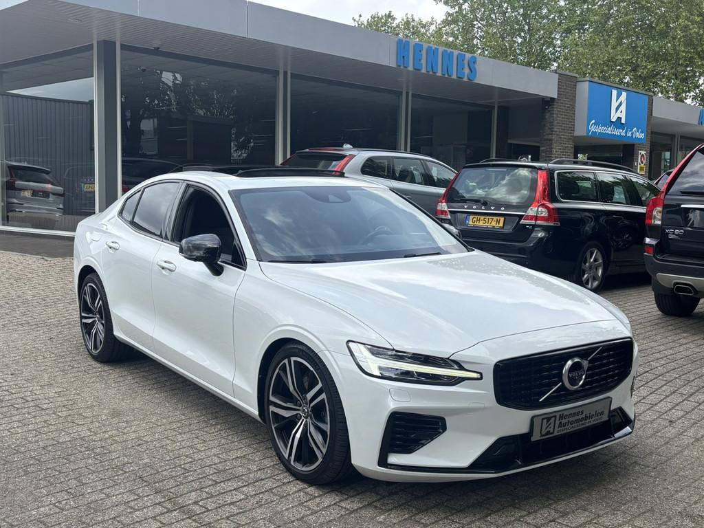 Volvo S60 T6 Recharge AWD R-Design B&W HeadUp 360 Keyless Pa, Automaat, Gebruikt, 4 cilinders, Wit