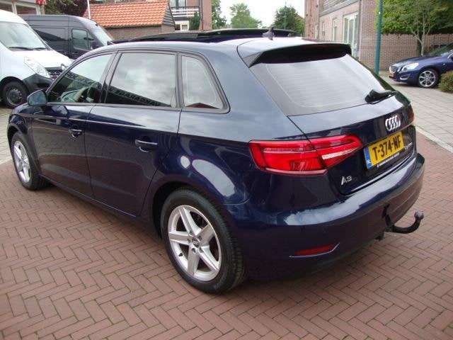 Audi A3 Sportback 30 g-tron Advance Sport garantie mogelijk, 4 cilinders, CNG (Aardgas), Blauw, Leder