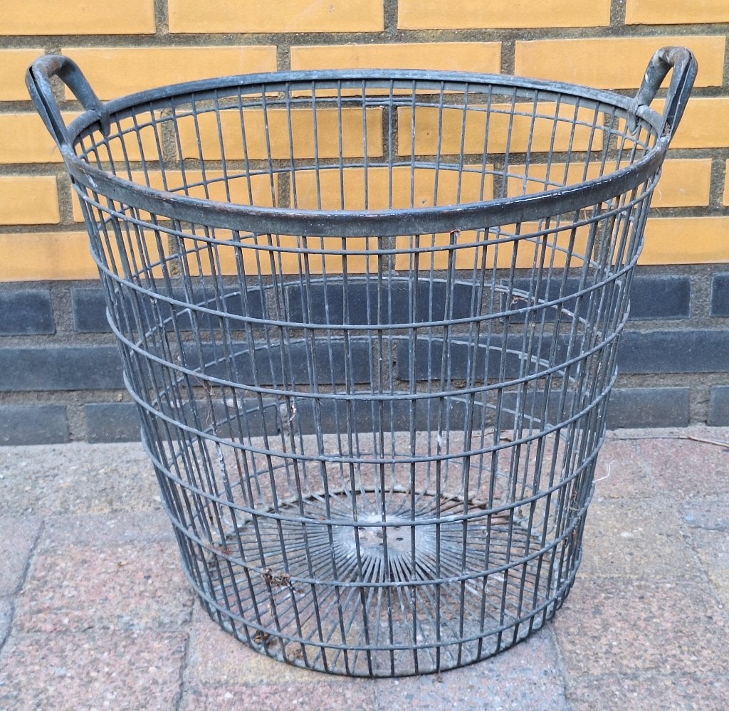 Brocante oude aardappelmand, Ophalen