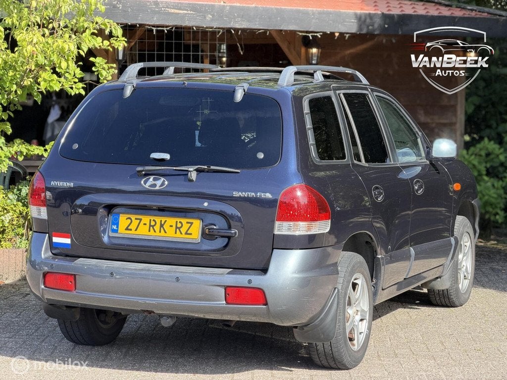 Hyundai Santa Fe 2.0i-16V Dynamic, Auto's, Hyundai, Voorwielaandrijving, Gebruikt, 4 cilinders, 2000 kg