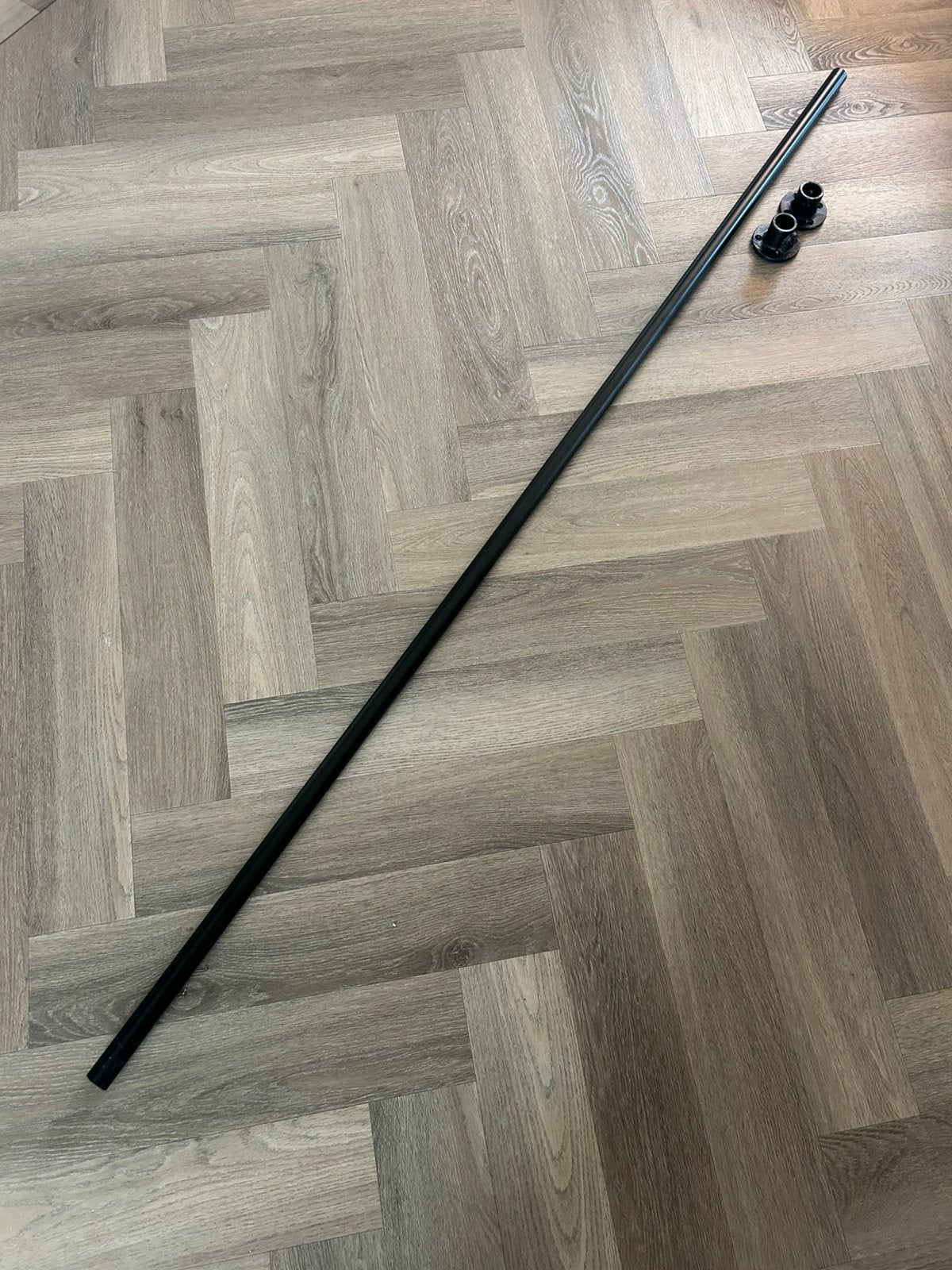 Zwarte steigerbuis +/- 180cm, Ophalen, Zo goed als nieuw, 100 tot 250 mm
