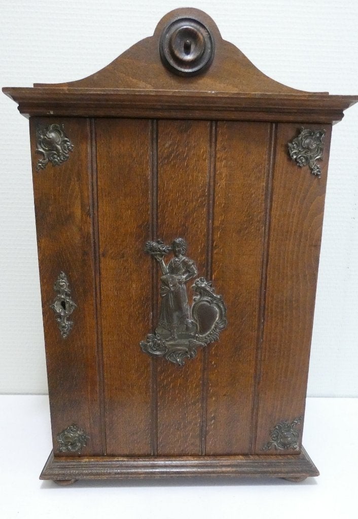 Antiek bijbel, medicijn, tabak, (wand)kastje [2109], Ophalen of Verzenden
