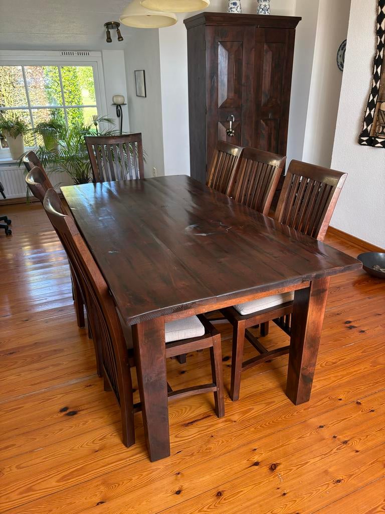 Houten eettafel met 7 stoelen - lichte vlek op blad, Huis en Inrichting, Tafels | Eettafels, Ophalen, Gebruikt, 100 tot 150 cm